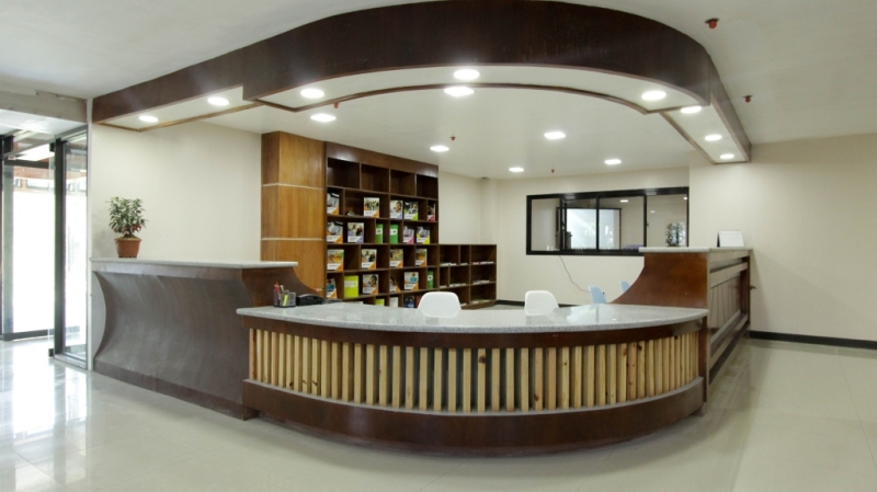 フィリピン留学 Cebu21 - PINES Main Campus-Offices and classrooms-3